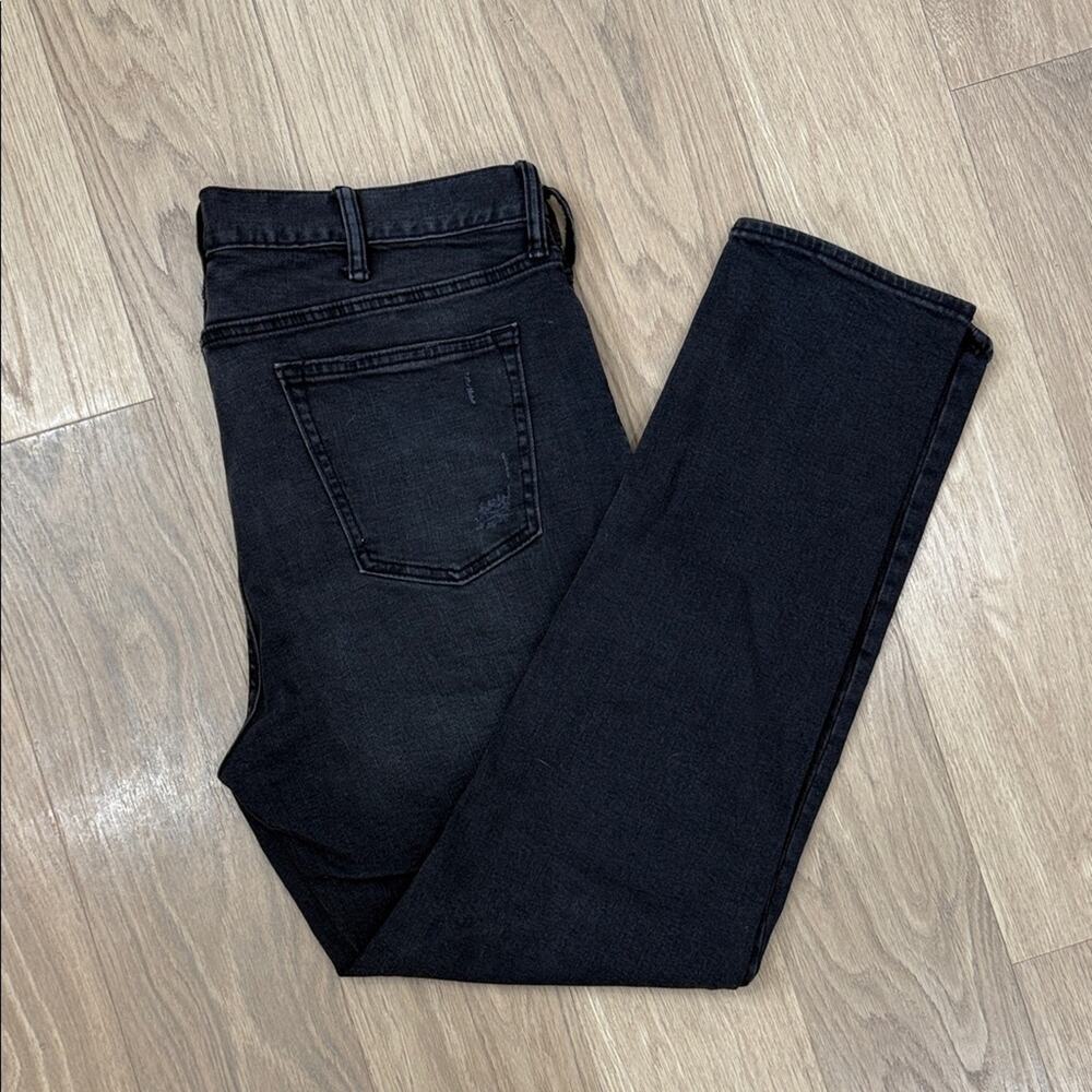 Old Navy Black Relaxed Slim Jeans Size 38/32